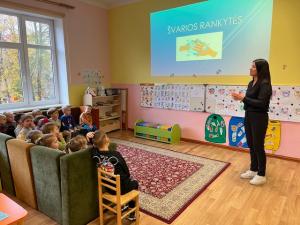 Naujienos „Sveikatos valandėlė ,,Švarios rankytės"“ galerija. Nuotrauka 2 iš 11