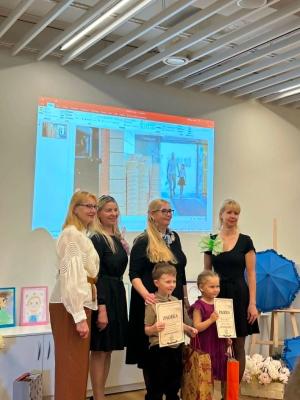 Naujienos „Su tėčiu po skėčiu“ galerija. Nuotrauka 5 iš 8