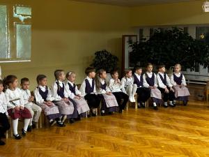 Naujienos „Už girių girių ugnelė dega“ galerija. Nuotrauka 14 iš 19