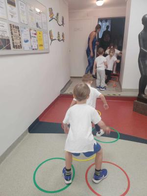 Naujienos „Fizinio aktyvumo veiklos įstaigos koridoriuje“ galerija. Nuotrauka 18 iš 18