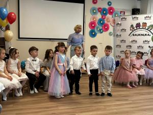 Naujienos „Suskambo išleistuvių skambutis“ galerija. Nuotrauka 17 iš 24