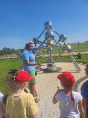 Naujienos „Išvyka-ekskursija į Babilono sodus – Miniatiūrų ir Botanikos parką“ galerija. Nuotrauka 2 iš 5