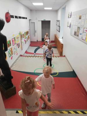 Naujienos „Fizinio aktyvumo veiklos įstaigos koridoriuje“ galerija. Nuotrauka 17 iš 18