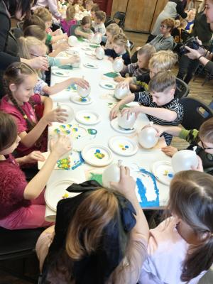 Naujienos „Edukacinė kūrybinė akcija– RENGINYS „ŽIBINTŲ ŠVIESOJE”“ galerija. Nuotrauka 6 iš 9