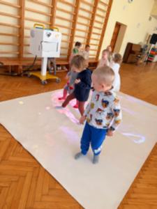 Naujienos „Interaktyvūs užsiėmimai vaikams ant interaktyvaus kilimo“ galerija. Nuotrauka 18 iš 20