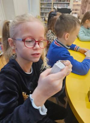 Naujienos „Išvyka į biblioteką“ galerija. Nuotrauka 7 iš 12