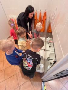 Naujienos „Sveikatos valandėlė ,,Švarios rankytės"“ galerija. Nuotrauka 6 iš 11