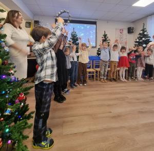 Naujienos „Pravoslavų Kalėdų šventė „Šviesa nugali tamsą““ galerija. Nuotrauka 17 iš 18