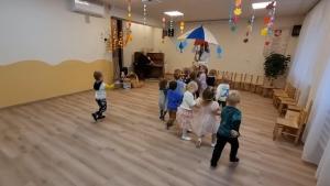 Naujienos „Rudenėlio pramogos „Aitvarėlių" ir „Gintarėlių" grupėse“ galerija. Nuotrauka 4 iš 22