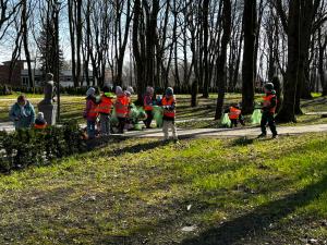 Naujienos „Socialinės atsakomybės akcija ,,Švarinam Klaipėdą"“ galerija. Nuotrauka 14 iš 18