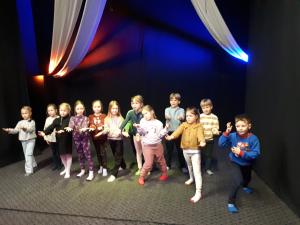 Naujienos „Edukacinis užsiėmimas „Teatro edukacija““ galerija. Nuotrauka 3 iš 9