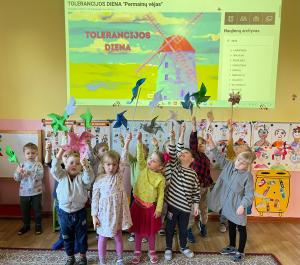 Naujienos „Pilietinė iniciatyva ,,Tolerancijos žibintas"“ galerija. Nuotrauka 4 iš 6