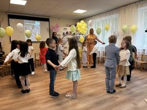 Naujienos „Suskambo išleistuvių skambutis“ galerija. Nuotrauka 4 iš 24