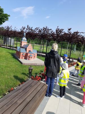Naujienos „Edukacinė išvyka į Babilono sodus“ galerija. Nuotrauka 1 iš 22