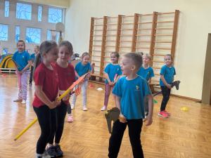 Naujienos „Sportinė pramoga ,,Susipažink su sportiniu jojimu““ galerija. Nuotrauka 4 iš 8