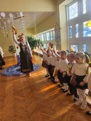Naujienos „Šventinis renginys „Dovana Lietuvai““ galerija. Nuotrauka 14 iš 29