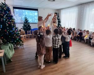Naujienos „Pravoslavų Kalėdų šventė „Šviesa nugali tamsą““ galerija. Nuotrauka 12 iš 18