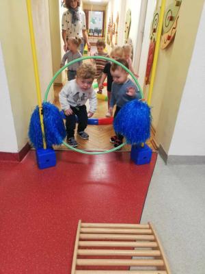 Naujienos „Fizinio aktyvumo veiklos įstaigos koridoriuje“ galerija. Nuotrauka 8 iš 18