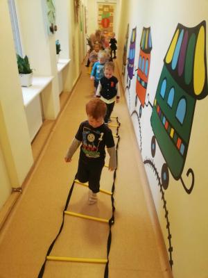 Naujienos „Sportuojantis koridorius “ galerija. Nuotrauka 5 iš 10