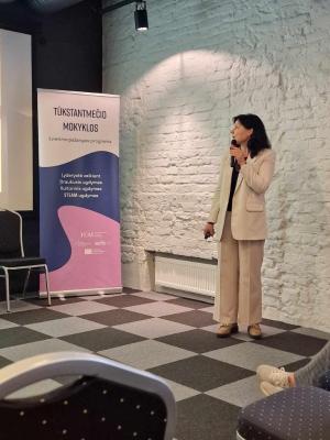Naujienos „Konferencija „Nuolatinis tobulinimas švietime – pasiekimai, patirtys ir išmoktos pamokos”“ galerija. Nuotrauka 1 iš 3