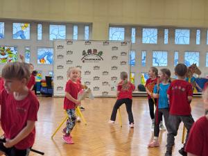 Naujienos „Sportinė pramoga ,,Susipažink su sportiniu jojimu““ galerija. Nuotrauka 6 iš 8