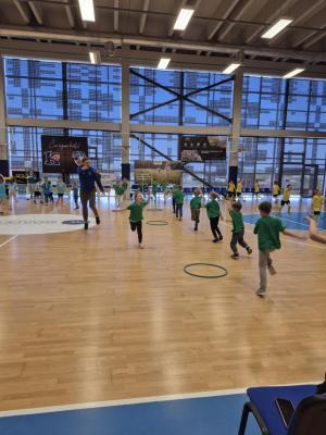 Naujienos „Mokomės žaisti krepšinį “ galerija. Nuotrauka 10 iš 15
