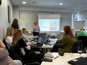 Naujienos „Ikimokyklinio ugdymo programų atnaujinimo mokymai“ galerija. Nuotrauka 5 iš 10