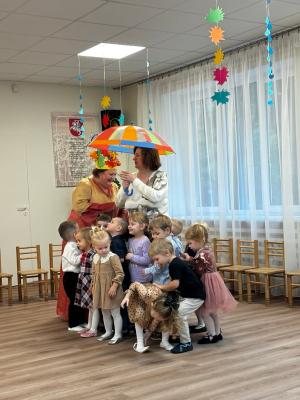 Naujienos „Rudenėlio pramogos „Aitvarėlių" ir „Gintarėlių" grupėse“ galerija. Nuotrauka 18 iš 22