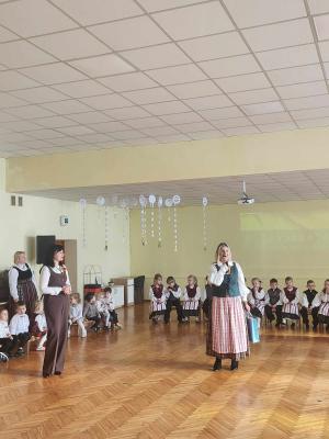 Naujienos „Šventinis renginys „Dovana Lietuvai““ galerija. Nuotrauka 11 iš 29