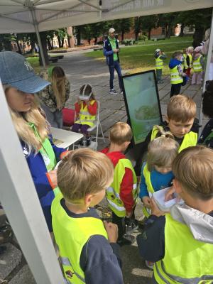Naujienos „Edukacinis renginys ,,Žiūrėkite, ką valgote““ galerija. Nuotrauka 10 iš 14