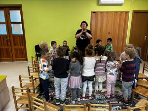 Naujienos „Atvira veikla  „Aukso varpos paslaptys: kelias nuo grūdelio iki duonos" “ galerija. Nuotrauka 1 iš 21