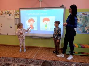 Naujienos „Sveikatos valandėlė ,,Švarios rankytės"“ galerija. Nuotrauka 7 iš 11