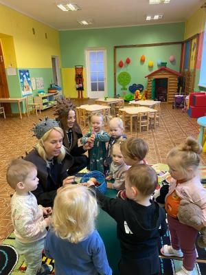 Naujienos „Metodinė savaitė ,,Lapai sukasi ratu''“ galerija. Nuotrauka 7 iš 18