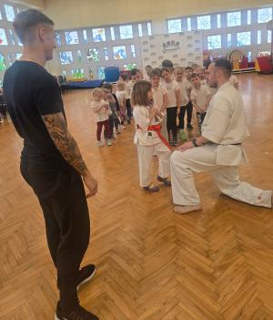 Naujienos „Projekto ,,Susipažinkime su sporto šakomis“ užsiėmimas“ galerija. Nuotrauka 8 iš 16