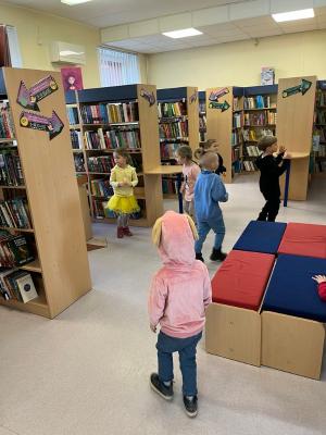 Naujienos „Edukacija-išvyka į I. Kanto biblioteką“ galerija. Nuotrauka 7 iš 9