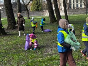 Naujienos „Socialinės atsakomybės akcija ,,Švarinam Klaipėdą"“ galerija. Nuotrauka 6 iš 18