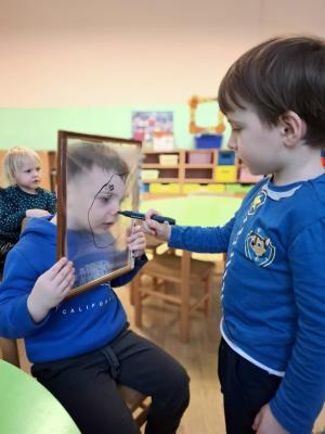 Naujienos „Socialinio emocinio ugdymo savaitė ,,Draugystės traukinys““ galerija. Nuotrauka 12 iš 36
