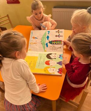 Naujienos „Socialinio ir emocinio ugdymo savaitė „Šypsena nieko nekainuoja““ galerija. Nuotrauka 10 iš 12