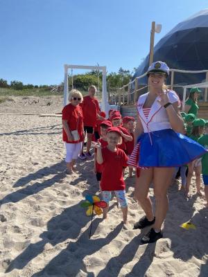 Naujienos „Sveikatos ir sporto šventė prie jūros ,,Su vaikyste ant bangos”, skirta Švyturių metams paminėti“ galerija. Nuotrauka 8 iš 9