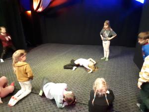 Naujienos „Edukacinis užsiėmimas „Teatro edukacija““ galerija. Nuotrauka 8 iš 9
