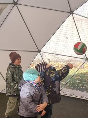 Naujienos „Susipažįstame su sporto šakomis - Tinklinis“ galerija. Nuotrauka 7 iš 8