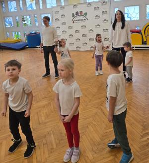 Naujienos „Projekto ,,Susipažinkime su sporto šakomis“ užsiėmimas“ galerija. Nuotrauka 3 iš 16