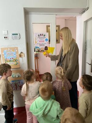 Naujienos „Pažintinis edukacinis užsiėmimas „Kelionė į radijo pasaulį““ galerija. Nuotrauka 2 iš 24